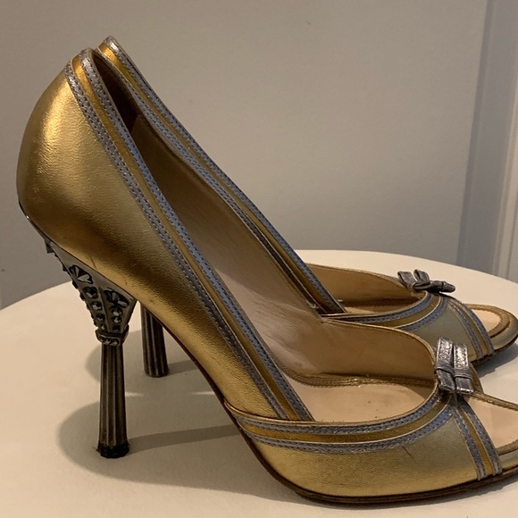 heels - Picture 6 of 8